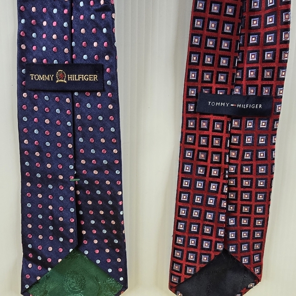 Set Of 2 Mens Navy 100% Silk Tommy Hilfiger Ties - Picture 3 of 4